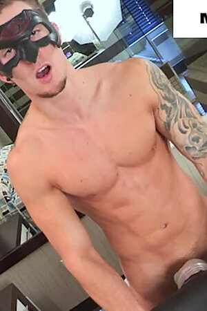 Raw Vince, Jerkoffs & Ripped Body Exposed!