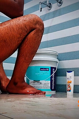 I went to the bathroom and made a video naked and then shook it, enjoy gay and girls