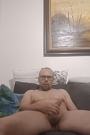 Webcam Exhibition in front of strangers