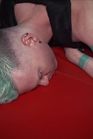 Muscular Axel Abysse Opens Up His Wide Hole For Some Intense Fisting