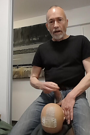 Riding my boy-doll and wanking