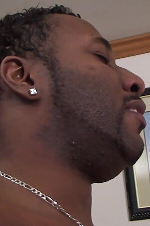 Gay dude rides thick BBC