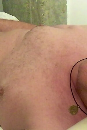 Cooke daddy nakedly wanking in the bed