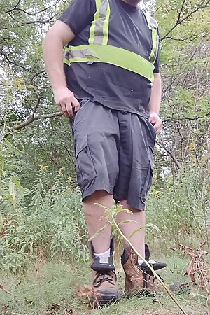 Fat autistic guy jerks & cums in forest pt. 1