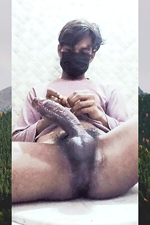 Big dick boy Handjob in bathroom naked - Xmama963