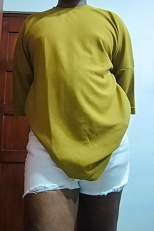 Showing my Ass and sissy clit