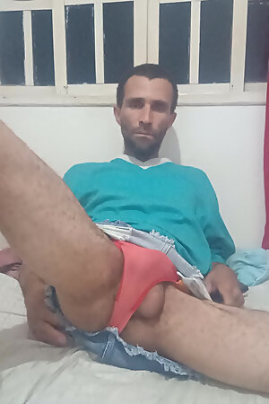 I see everyone my nakedness I love to show everything of my body without clothes for the whole world to see