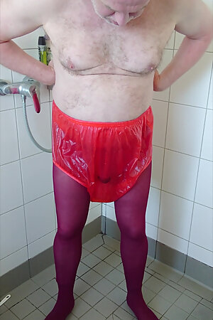 Incontinence Fun in Hot Pantyhose and Rubber Pants