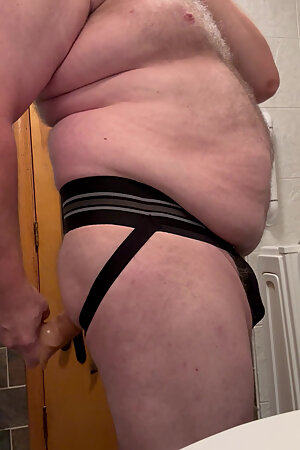 Chub plays with Dildo and Fat 1