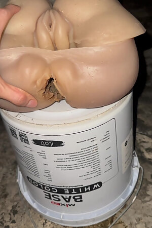 Come up and on the rooftop with your favorite doll. It's very tingling.