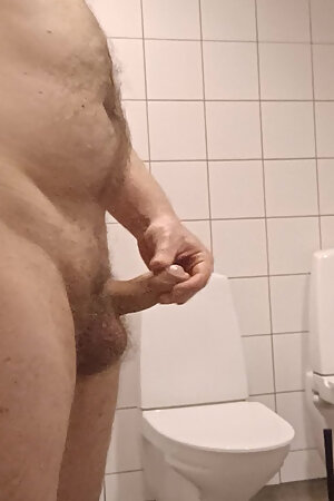 Public Toilet 7