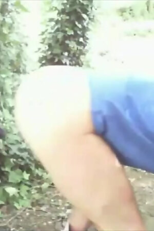 Blowjob in the woods on a cruising spot + rough fuck