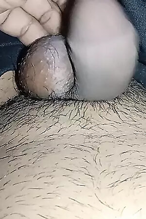 boy handjob in the room 1865