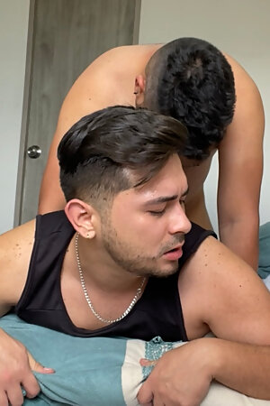 My friend got into my bed at dawn and we ended up fucking hard like desperate boyfriends