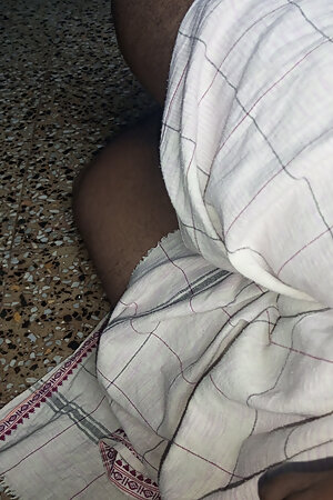 Bhabhi pussy with dildo fucking in office