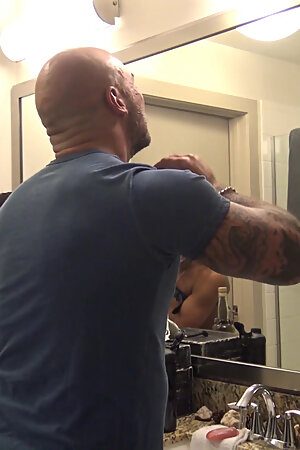 Getting ready turns into a marathon BJ!