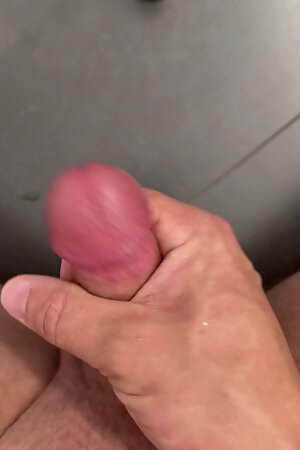 Wixxing in the bathroom