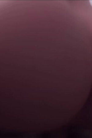 Shaking my ass on my dildo