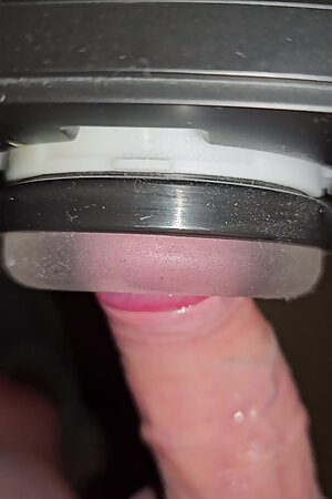 Pushing the penis into the artificial vagina and subsequent ejaculation 😍