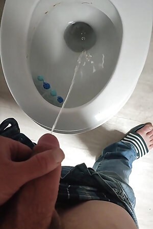 I Pee While Cumming