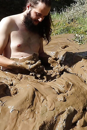 Mud Grabs... Mud Submits