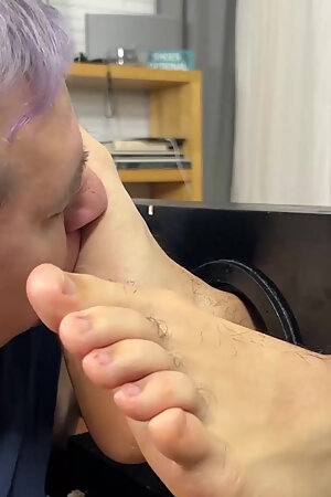 TicklishChubs: Dom Matt Licks And Slurps His New Sub Pup Xander Big Feet