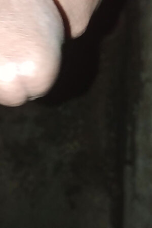 Desi Guy Masturbating