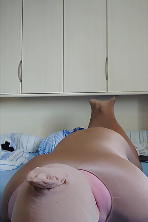 Carmen Nylonjunge Tests Bodystocking for Full Body