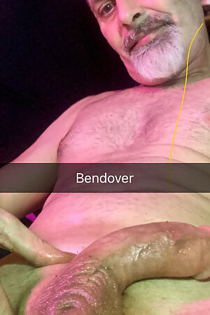 Need friends to cam with