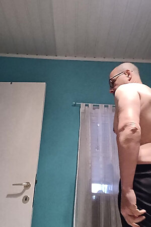 Exhibition in the shower