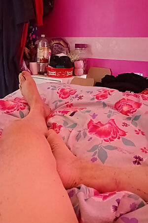 Electric shocking my cock