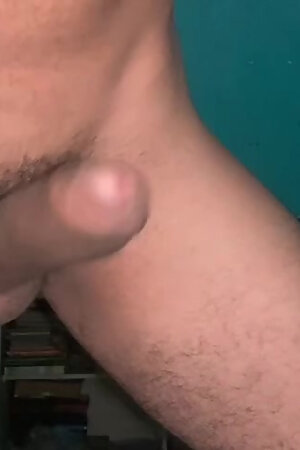 I discover my stepson masturbating his cock - Jovenpoder