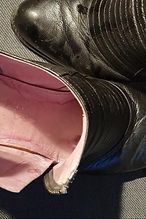 Her Ankle Boots Fucked And Squirted All Over - Part2