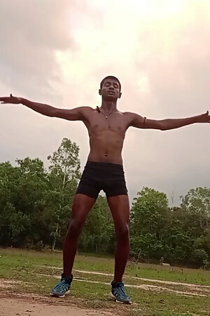 Fool Video: Fitness Running: Do Pel&eacute; A Exercise