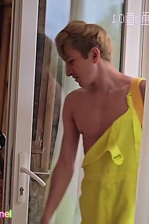 A Hotel Camera Caught Two Cute Guys Fucking