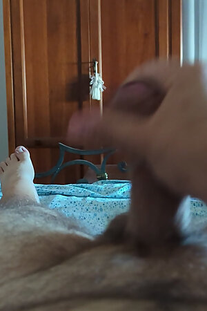 Masturbation with cumshot