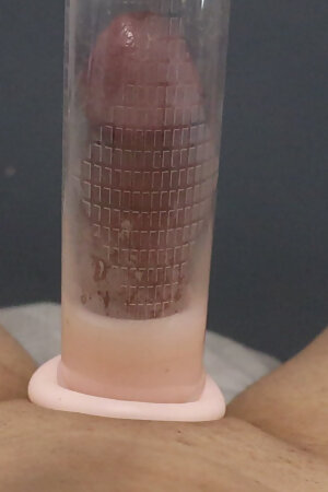 Penis Pump! xxx
