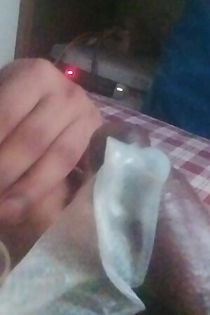 apni madam ko Chaddi Ko Dekhkar Muth Marne Lage