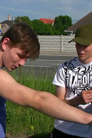 A man fisting a German boy for the first time