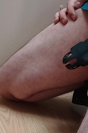 Stimulation and quick cumshot without hands.