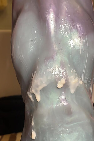 Geting an Insane Stretch on My Xxl Survey of the Cosmos Dildo