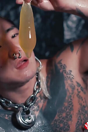 Yoshikawasakixxx - Kinky Yoshi Kawasaki Drinks His Own Pee