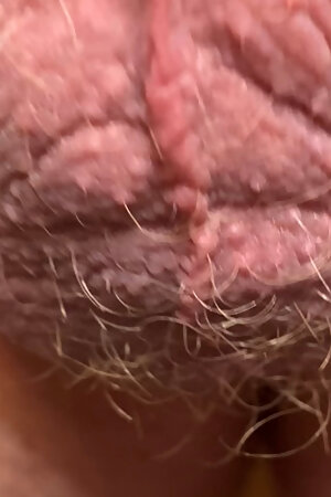 Uncircumcised in the tub at Uncutlounge