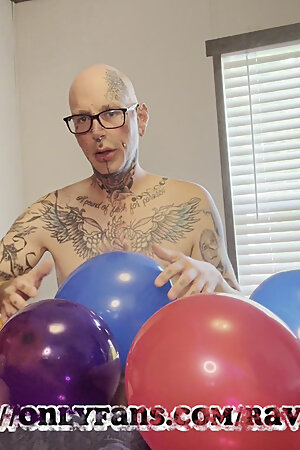 Smoking Balloon Play