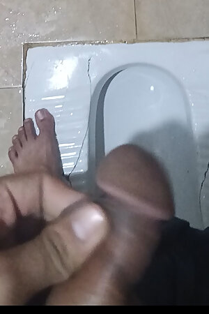 Pakistani boy masterbation in washroom