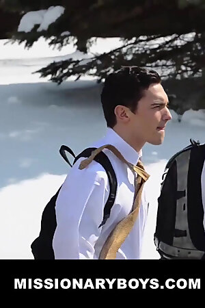 Horny teens elder Hardt and elder Miller can't hold their affection anymore