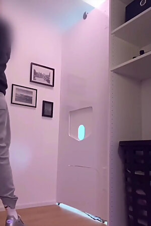 Strict Master - Can I Make Him Cum During Lunch Break?