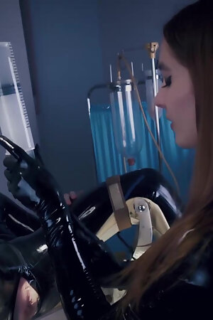 Axel Abysse Sits On Gyne Chair For Intense Anal Fisting