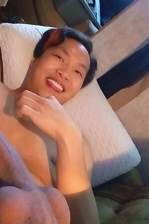 I love my stepmommy so much I eat my cum for her