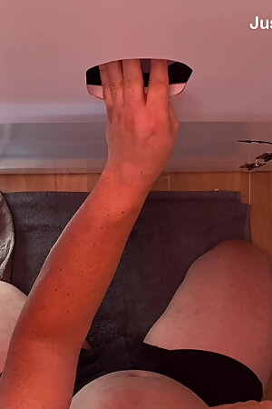 Long Foreskin, Wet Tongue - and a Mind-Blowing Finish